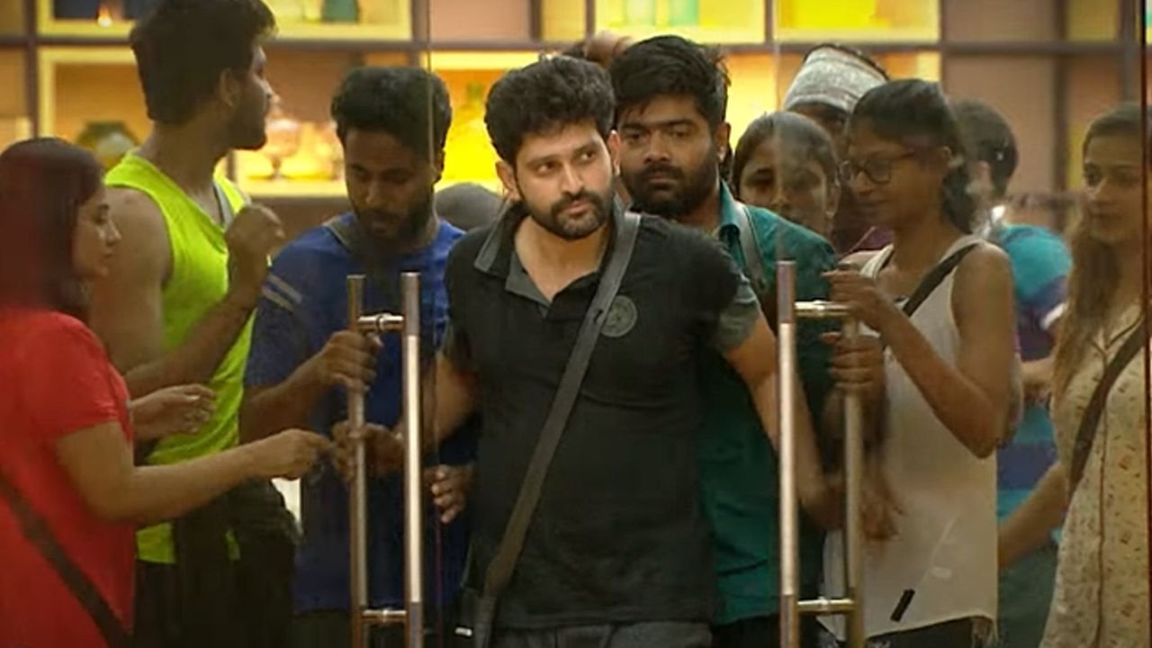 Bigg Boss 6: బిగ్ బాస్ హౌస్ లోకి కృతి శెట్టి, సుధీర్ బాబు..?? 2 Baladitya who won the Star of the Week title has a super power