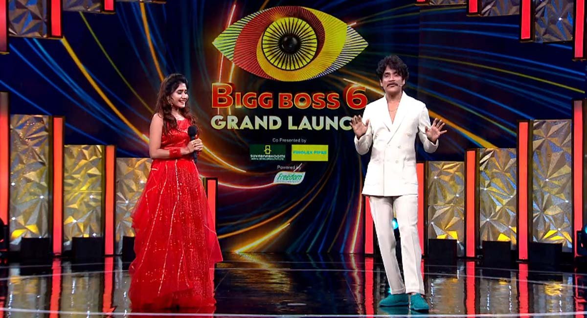 Bigg Boss Season 6: తన డ్రీమ్ బాయ్ ఎలా ఉండాలో స్టేజిపై చెప్పిన నటి వాసంతి కృష్ణన్! 2 Bigg boss Vasanthi