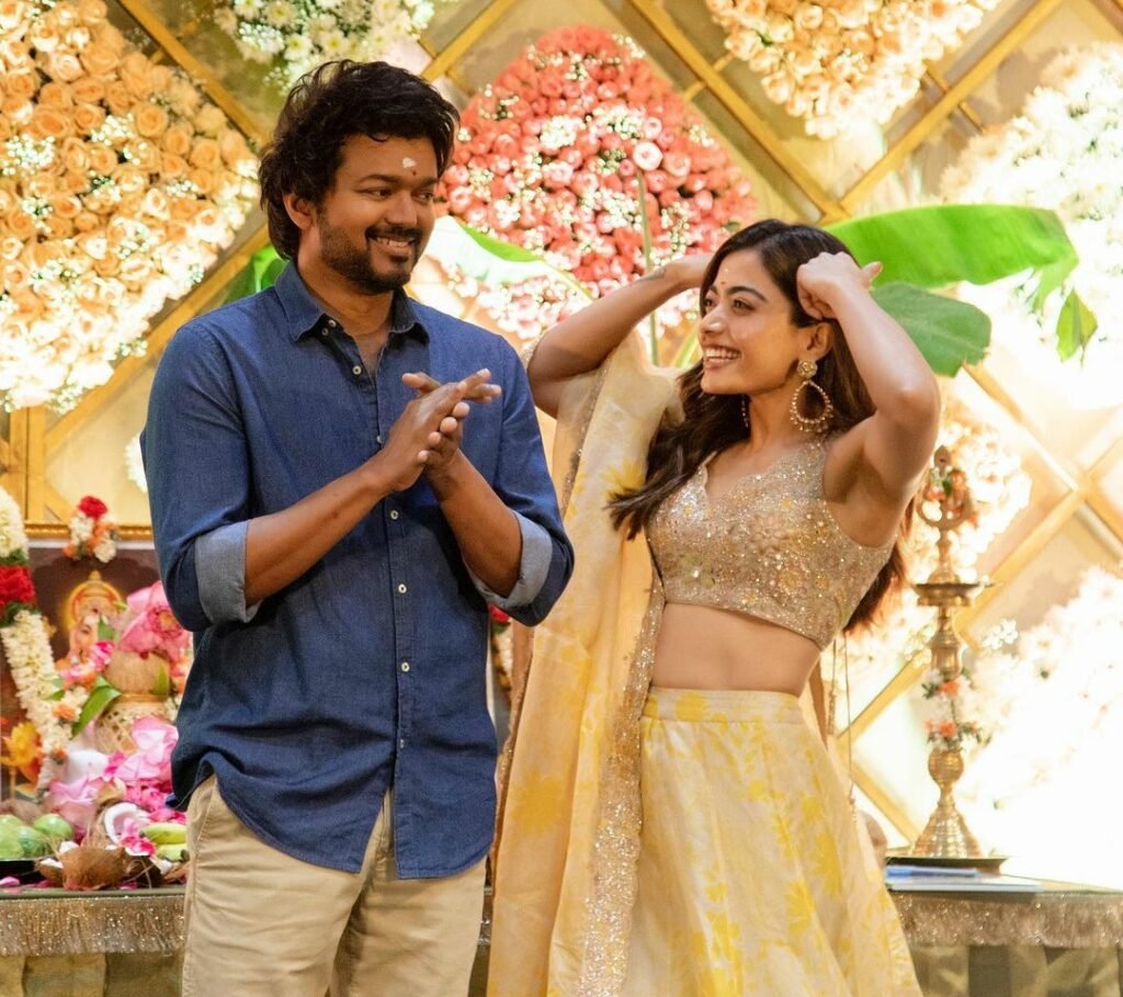 Rashmika Mandanna : బాలీవుడ్ కు గుడ్బై చెబుతున్న శ్రీవల్లి..ఎందుకో తెలుసా? 4 rashmika-mandanna-latest-trendy-looks-with-corset-top