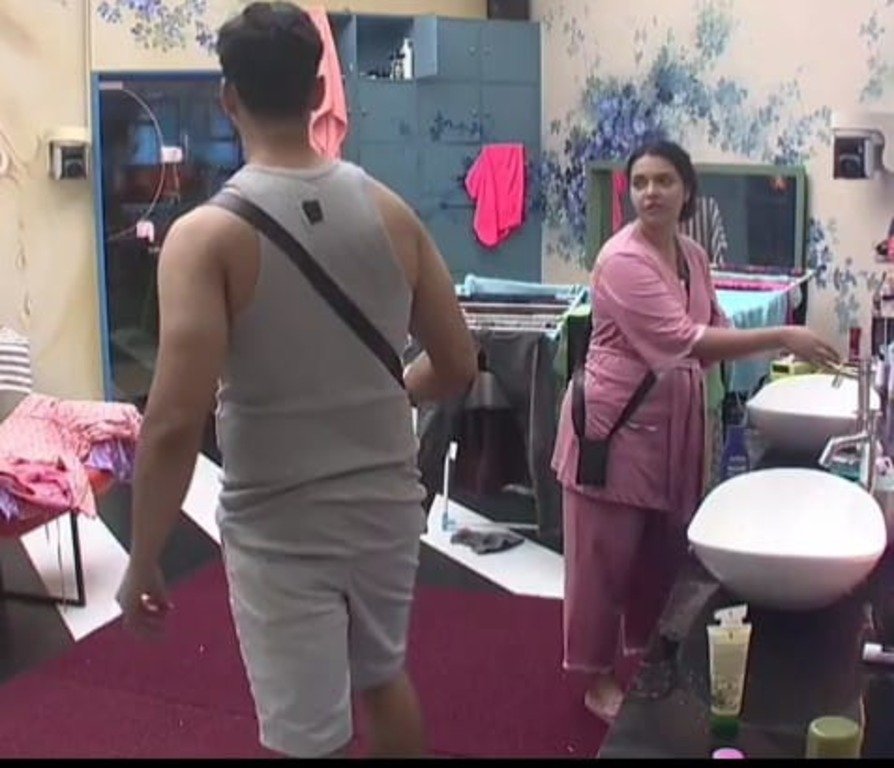 Bigg Boss Season 6 Day 2 Episode Review: బిగ్ బాస్ సీజన్ 6 రెండవరోజు ఎపిసోడ్ రివ్యూ..!! 4 aa