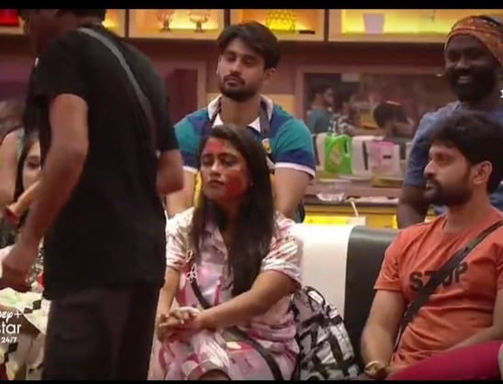 Bigg Boss Season 6 Day 5 Highlights: గీతు రాయల్ నీ వరస్ట్ కంటెస్టెంట్ గా నామినేట్ చేసిన సభ్యులు ఎవరంటే..!! 3 imgonline com ua resize qsEME980YfiKP