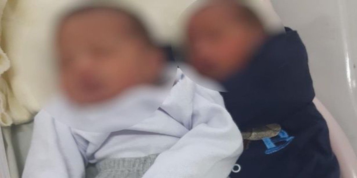 Twins:కవలలకు జన్మనిచ్చిన యువతి.. ట్విస్ట్ ఏంటో తెలుసా..? 2 twins