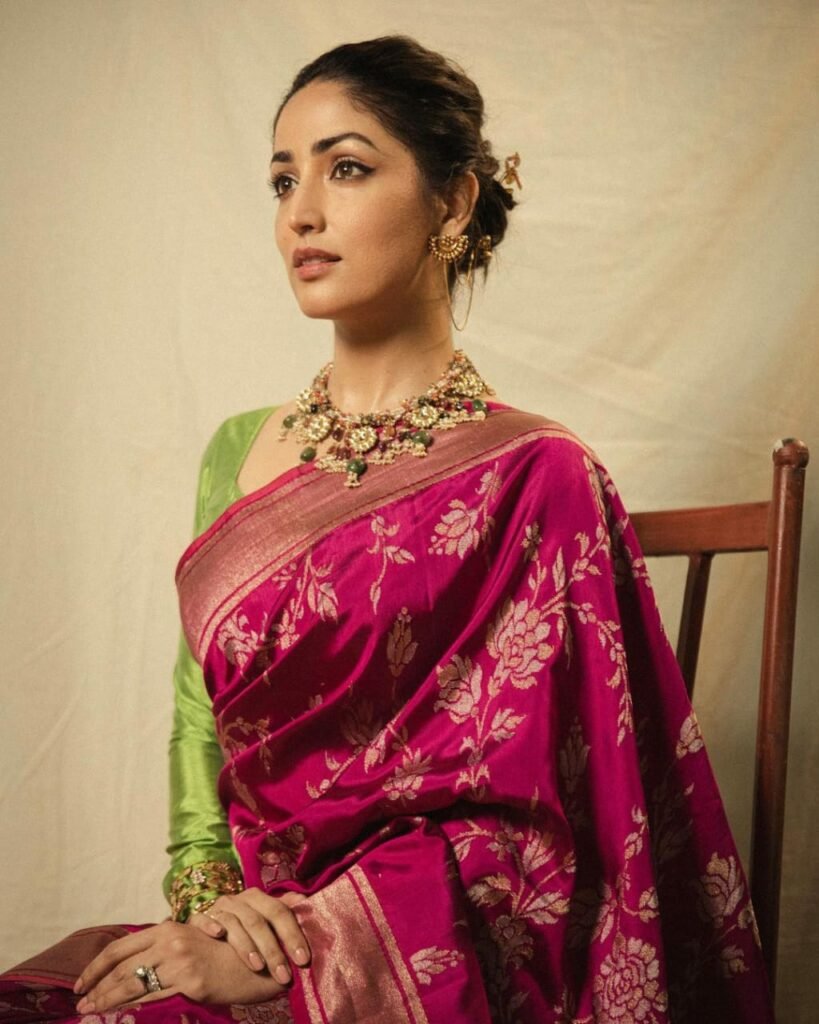 Yami Goutam : నితిన్ హీరోయిన్ అందం అసలు సీక్రెట్ ఇదే 6 yami-goutam-trending-stunning-looks-in-ethnic-wear