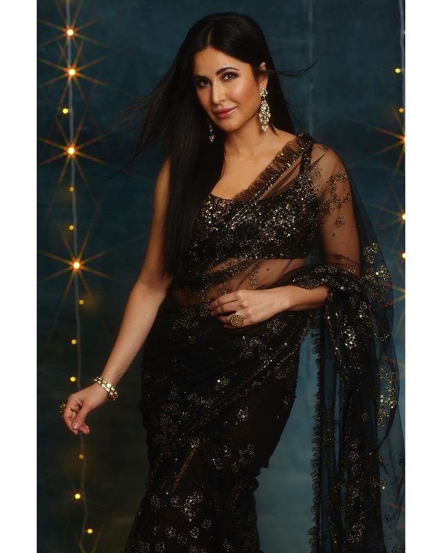 Katrina Kaif : కైపెక్కిస్తోన్న కత్రినా కైఫ్ చీర సొగసులు katrina-kaif-amazing-looks-in-traditional-ethnic-sarees