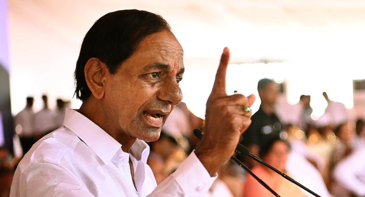 KCR: ఏపీలో టీడీపీ నేతలని దువ్వుతున్న కేసీఆర్ 2 kcr-started-implement-plans-in-ap