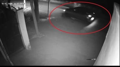 Hit And Drag Case : సుల్తాన్పురి కేసులో నిందితులపై హత్యానేరం మోపిన పోలీసులు 2 hit-and-drag-case-delhi-police-add-murder-charges-against-all-accused-in-sultanpuri-case