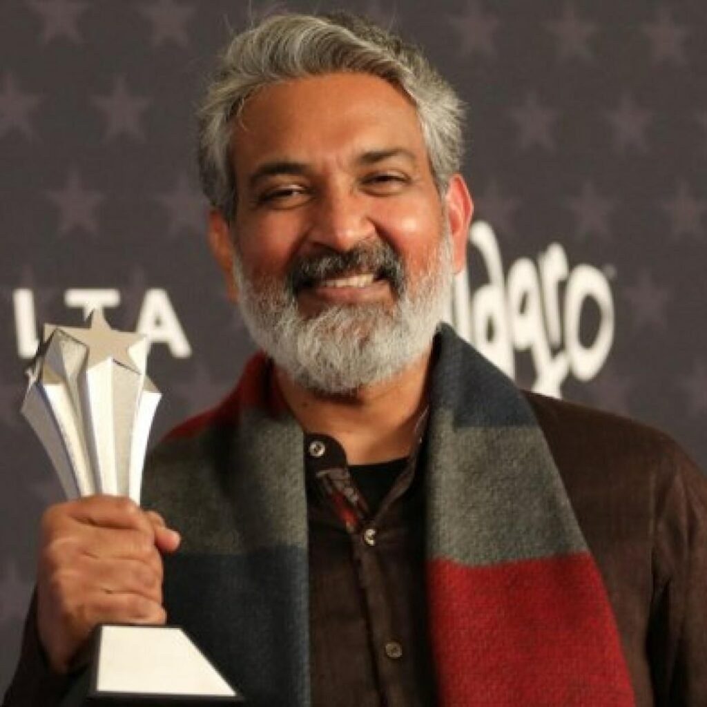 Rajamouli : నా విజయం వెనుక ఉన్న మహిళలు వీరే 2 rajamouli-speech-impresses-alia-bhatt-and-samantha-ruth-prabhu