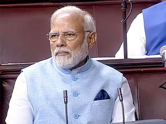 Pm Modi : రీసైకిల్ ప్లాస్టిక్ బాటిల్స్తో చేసిన జాకెత్తో పార్లమెంట్కు ప్రధాని..నెట్టింట్లో వైరల్ అవుతున్న పిక్స్ 4 pm-modi-wears-jacket-made-from-recycled-plastic-bottle-to-parliament