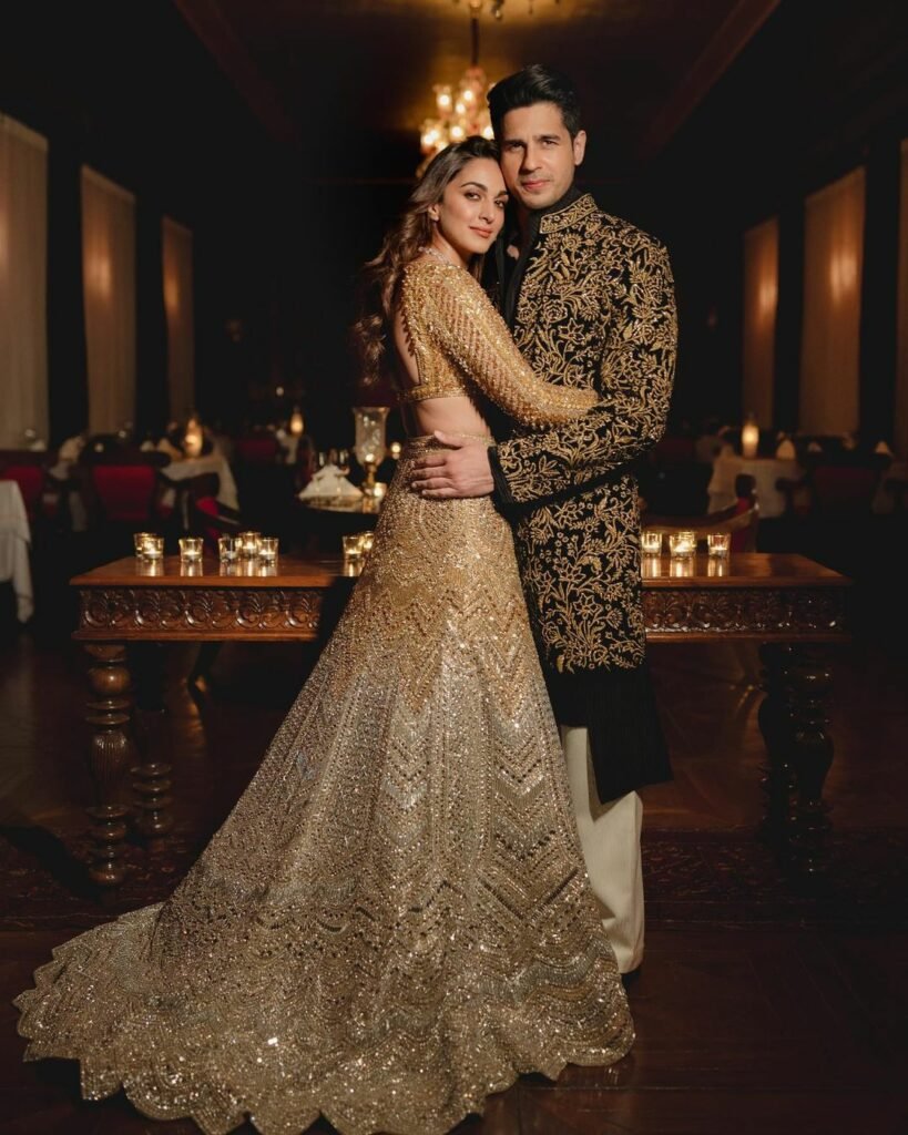 Kiara Advani- Sidharth : భార్యను చూస్తూ ఆలా ఉండిపోయాడు..నెట్టింట్లో వైరల్ అవుతున్న సంగీత్ పిక్స్ 5 kiara-advani-sidharth-internet-trending-sangeeth-pics