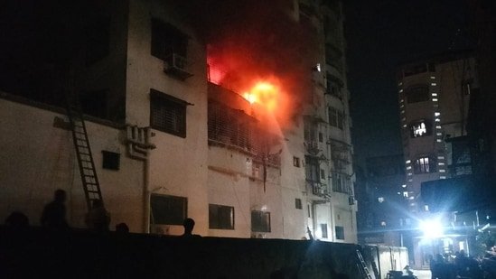 Dhanbad Fire : ధన్బాద్ భారీ అగ్నిప్రమాదంలో 14 మంది మృతి.. మృతుల కుటుంబాలకు ప్రధాని మోదీ రూ.2 లక్షల ఎక్స్గ్రేషియా 2 dhanbad-fire-14-killed-in-fire-accident-pm-modi-announces-2-lakhs-exgratia