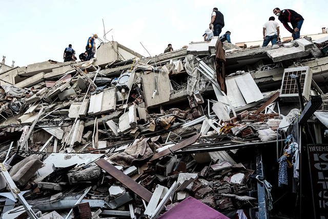 Earth Quake : టర్కీ, సిరియాలో మరణమృదంగం..వేలల్లో మృతుల సంఖ్య 2 earth-quake-turkey-syria-earth-quake-live-updates-4800-died