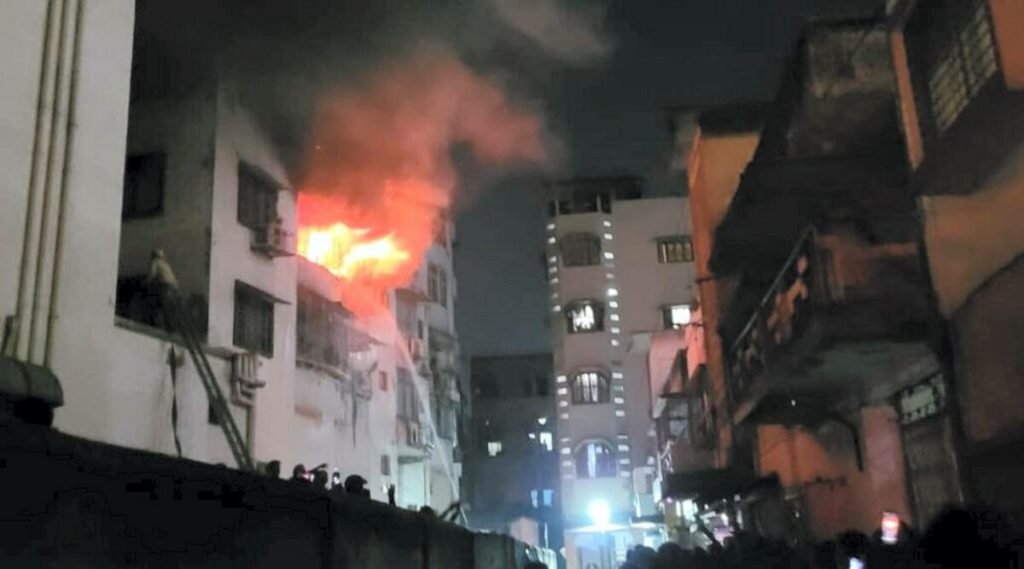 Dhanbad Fire : ధన్బాద్ భారీ అగ్నిప్రమాదంలో 14 మంది మృతి.. మృతుల కుటుంబాలకు ప్రధాని మోదీ రూ.2 లక్షల ఎక్స్గ్రేషియా 3 dhanbad-fire-14-killed-in-fire-accident-pm-modi-announces-2-lakhs-exgratia