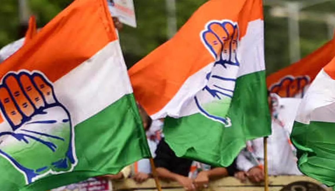 కాంగ్రెస్లో చేరిన మరికొంతమంది బీఆర్ఎస్, బీజేపీ నేతలు 2 కాంగ్రెస్లో చేరిన మరికొంతమంది బీఆర్ఎస్, బీజేపీ నేతలు