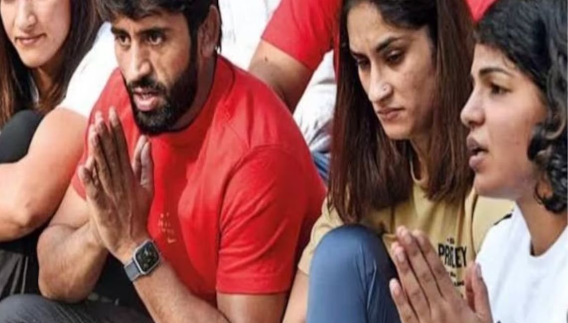 అనురాగ్ ఠాకూర్ను కలిసిన తర్వాత భారత రెజ్లర్లు నిరసనను విరమించారు 3 అనురాగ్ ఠాకూర్ను కలిసిన తర్వాత భారత రెజ్లర్లు నిరసనను విరమించారు