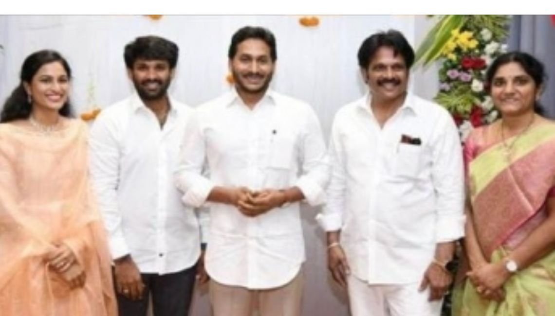 విశాఖ ఎంపీ భద్రత పెంపు, జీవీకి గన్మెన్ 2 విశాఖపట్నం ఎంపీ భద్రత పెంపు, జీవీకి గన్మెన్
