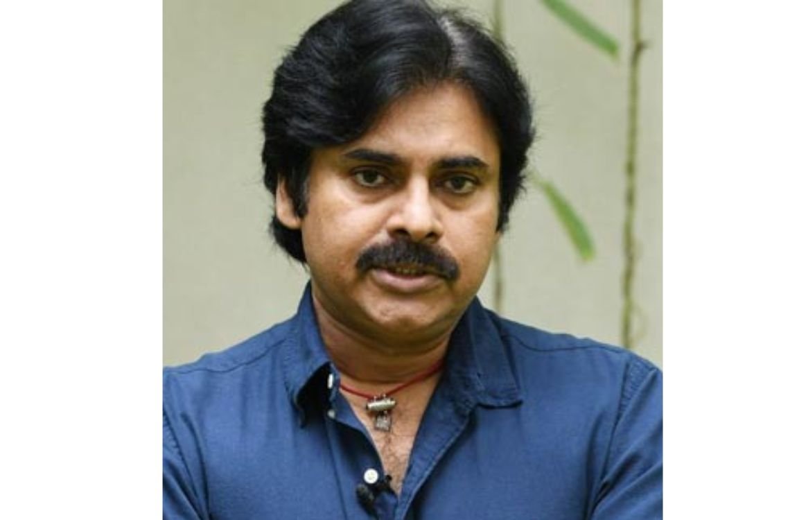 మూడో పెళ్లీ పెటాకులేనా.. పవన్ విడాకుల వార్తలు వైరల్ 2 మూడో పెళ్లీ పెటాకులేనా.. పవన్ విడాకుల వార్తలు వైరల్