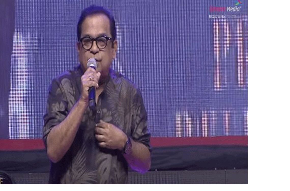 "హేయ్..దొంగ..ఐ లవ్ యు..ఐ లవ్ యు డా’ అని పవన్ ని సంబోధించిన బ్రహ్మి 2 "హేయ్..దొంగ..ఐ లవ్ యు..ఐ లవ్ యు డా’ అని పవన్ ని సంబోధించిన బ్రహ్మి