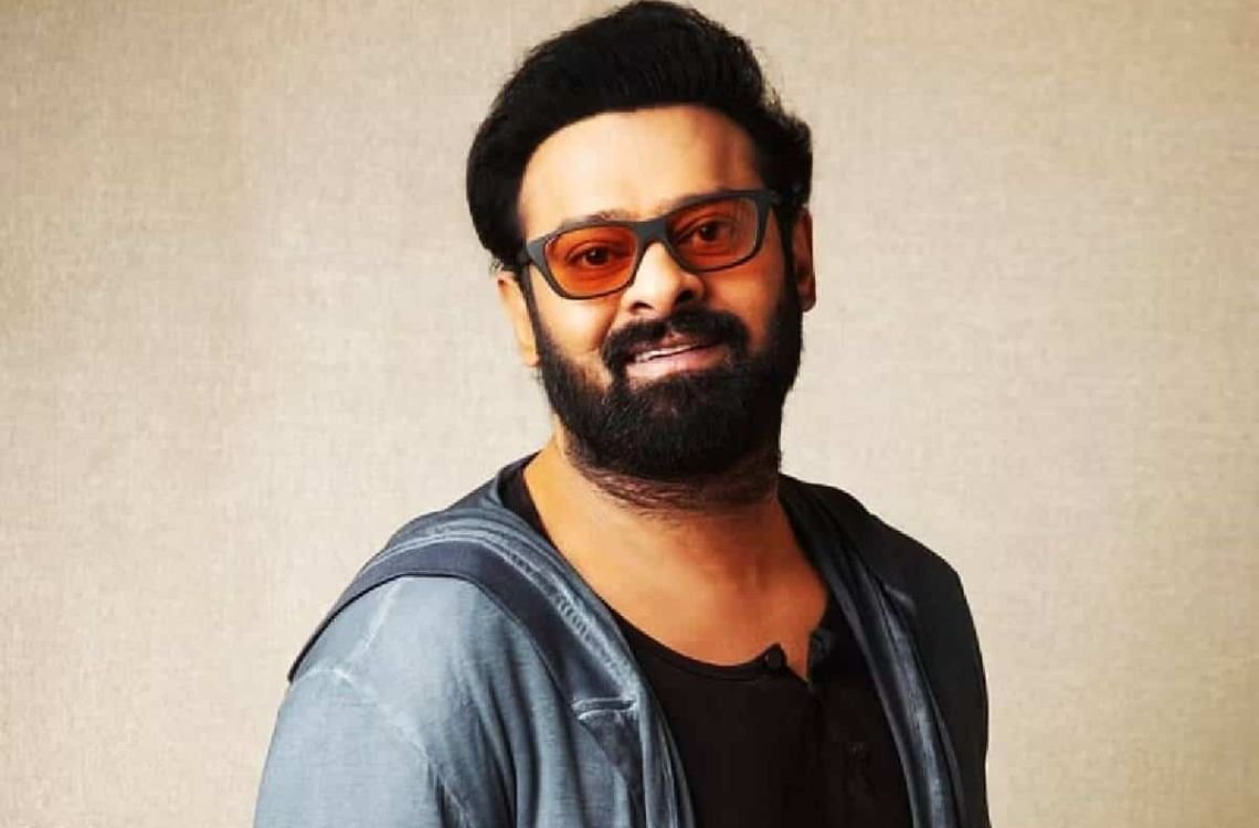 ప్రభాస్ కు యాక్టింగే రాదు.. వాడు స్టార్ హీరో ఏంటి.. ప్రముఖ డైరెక్టర్ కామెంట్స్! 2 ప్రభాస్ కు యాక్టింగే రాదు.. వాడు స్టార్ హీరో ఏంటి.. ప్రముఖ డైరెక్టర్ కామెంట్స్!