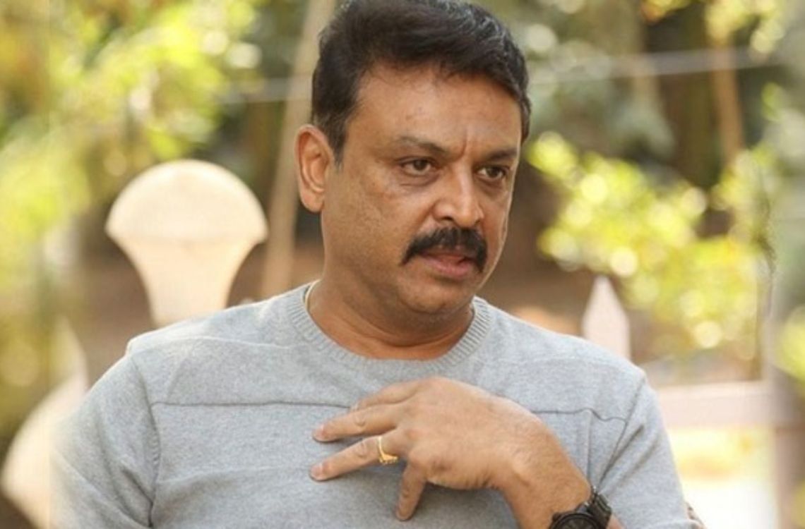 మూడవ భార్య ఫై నరేష్ సంచలన వ్యాఖ్యలు.. వామ్మో ..? 2 మూడవ భార్య ఫై నరేష్ సంచలన వ్యాఖ్యలు.. వామ్మో ..?