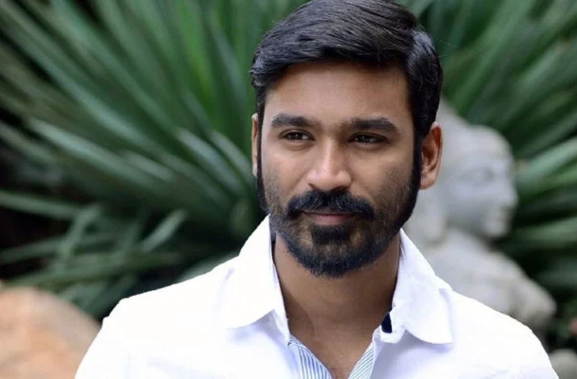 హీరోగా దర్శకుడిగా.. నిర్మాతగా ఫుల్ బిజీగా గడిపేస్తున్న ధనుష్ 2 హీరోగా దర్శకుడిగా.. నిర్మాతగా ఫుల్ బిజీగా గడిపేస్తున్న ధనుష్