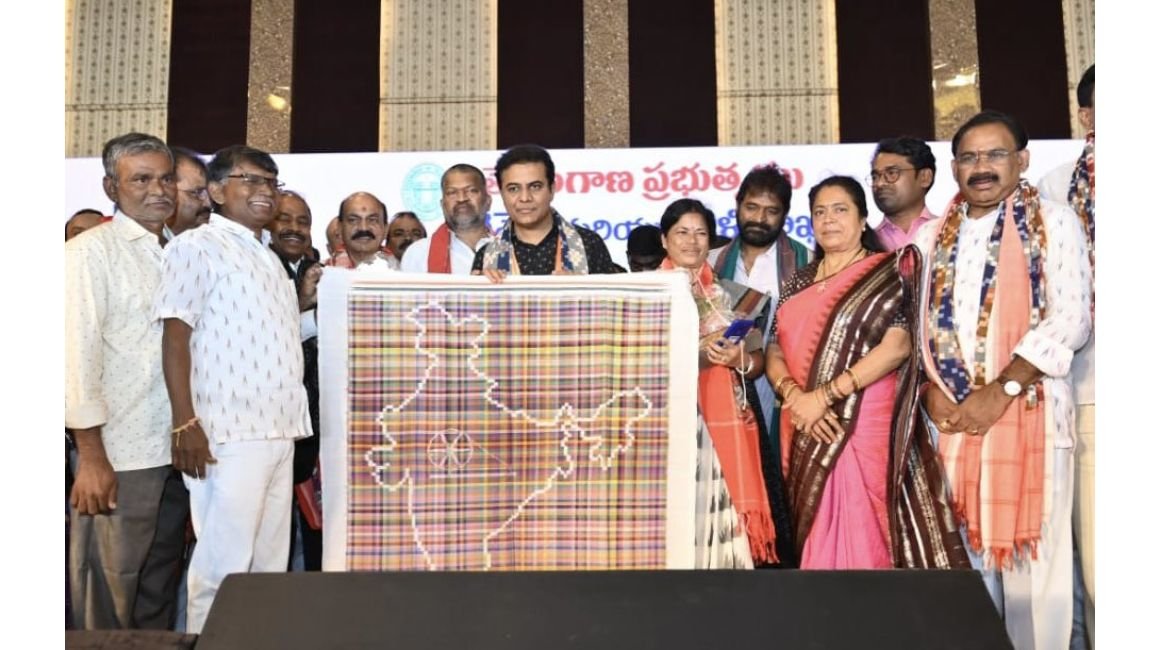 జాతీయ చేనేత దినోత్సవం సందర్భంగా చేనేతలకు కేటీఆర్ శుభవార్త 4 జాతీయ చేనేత దినోత్సవం సందర్భంగా చేనేతలకు కేటీఆర్ శుభవార్త